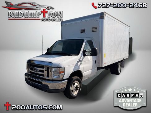 Used 2015 Ford E-350 and Econoline 350 Super Duty image 1