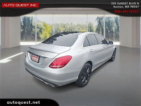Used 2017 Mercedes-Benz C 300 4MATIC Sedan image 5