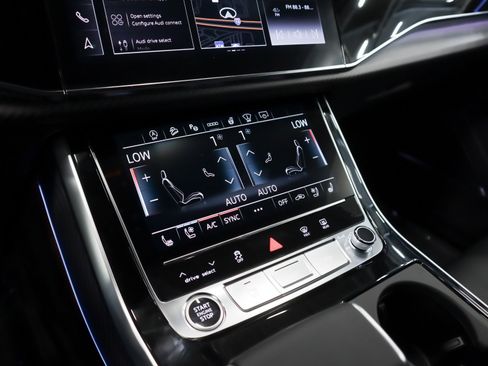 New 2026 Audi Q7 3.0T Prestige image 24