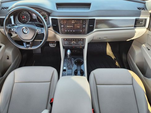 Used 2019 Volkswagen Atlas SE w/ Towing Package image 28