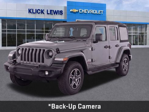 Used 2018 Jeep Wrangler Unlimited Sport S AWD/4WD image 3