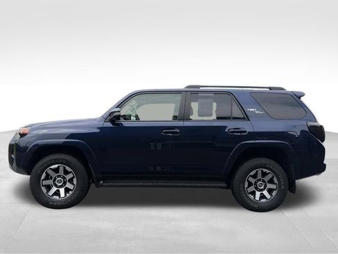 Used 2019 Toyota 4Runner TRD Off-Road Premium AWD/4WD image 10