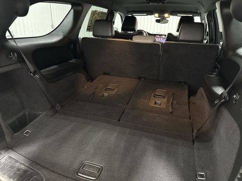 Used 2022 Dodge Durango R/T w/ Blacktop Package RWD image 37