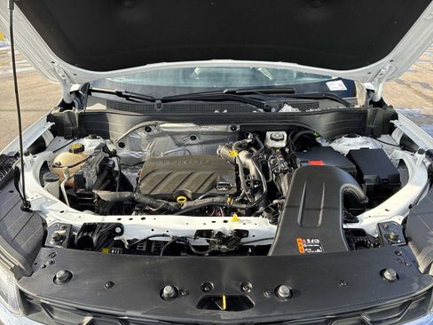 Certified 2024 Chevrolet Trax LT w/ Driver Confidence Package image 29