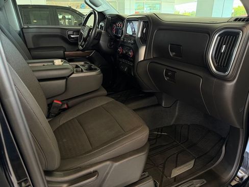 Used 2022 Chevrolet Silverado 1500 LT RWD image 16
