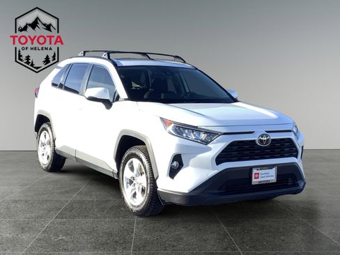 Used 2019 Toyota RAV4 XLE w/ Convenience Package image 7