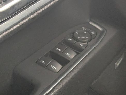 Used 2022 Chevrolet Silverado 1500 LTZ w/ Technology Package RWD image 18