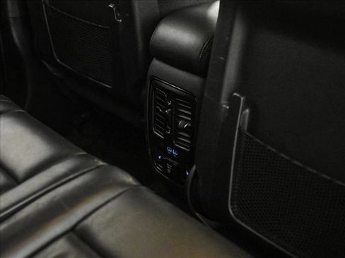 Used 2018 Jeep Grand Cherokee High Altitude AWD/4WD image 18