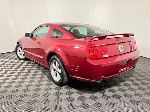 Used 2007 Ford Mustang GT RWD image 7