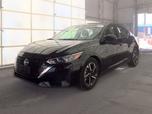 Used 2025 Nissan Sentra SV FWD image 1