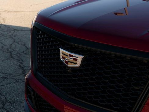 Used 2025 Cadillac Escalade V image 35