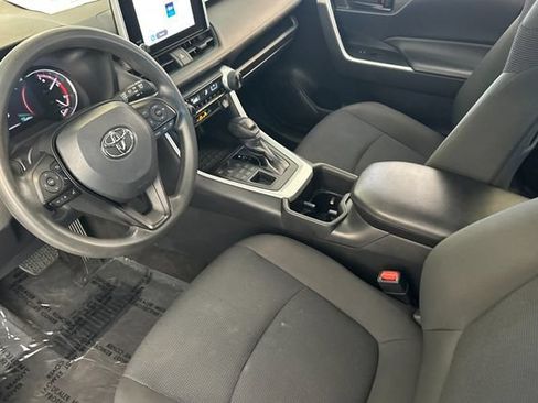 Used 2024 Toyota RAV4 LE AWD/4WD image 12