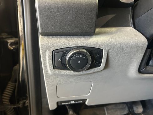Used 2020 Ford F250 XL w/ STX Appearance Package AWD/4WD image 10