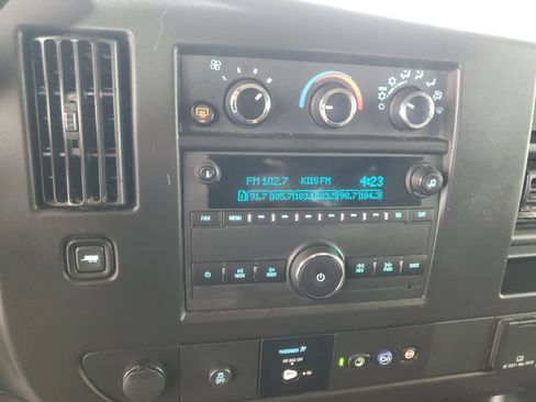 Used 2023 Chevrolet Express 3500 LS RWD image 22