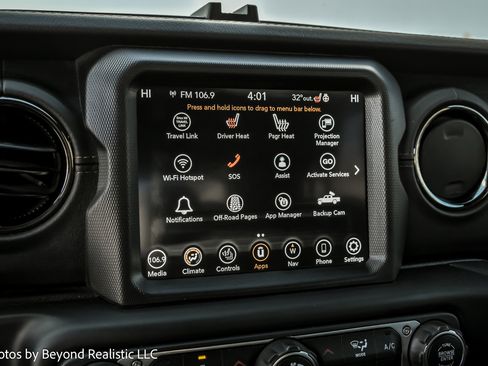 Used 2021 Jeep Gladiator Overland image 30