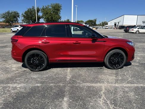 New 2025 Lincoln Corsair Reserve w/ Equipment Group 202A image 6