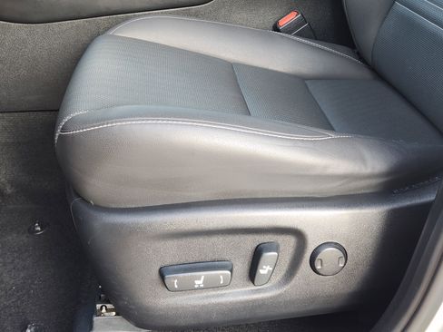 Used 2018 Lexus NX 300h AWD image 35