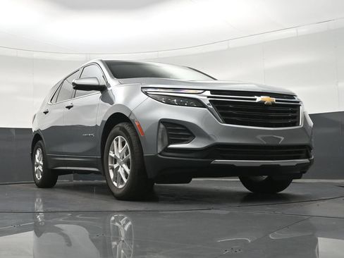 Used 2024 Chevrolet Equinox LT FWD image 29