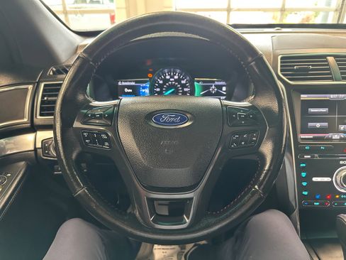 Used 2016 Ford Explorer Sport w/ Equipment Group 401A AWD/4WD image 23