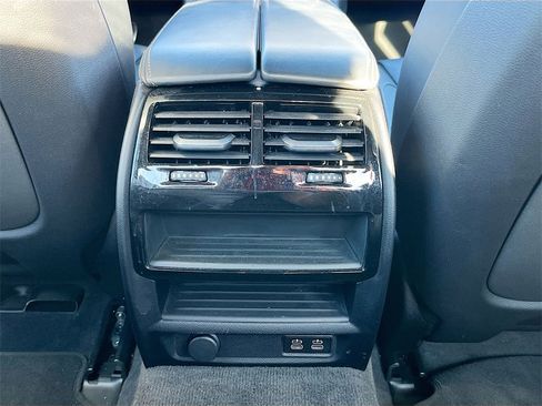 Used 2023 BMW 540i w/ M Sport Package image 27