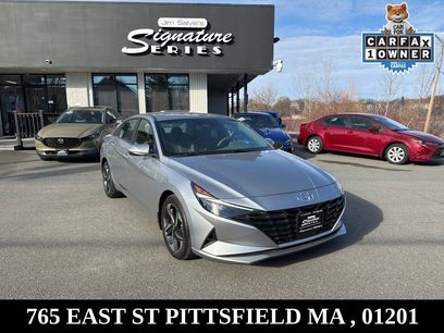 Used 2023 Hyundai Elantra SEL w/ Convenience Package