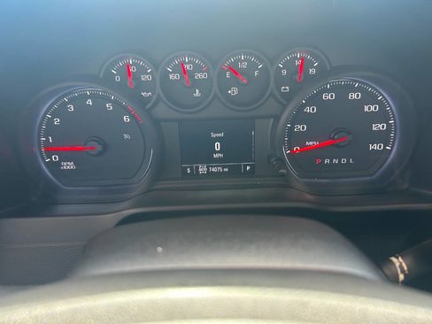 Used 2019 Chevrolet Silverado 1500 Custom Trail Boss w/ Custom Convenience Package AWD/4WD image 6