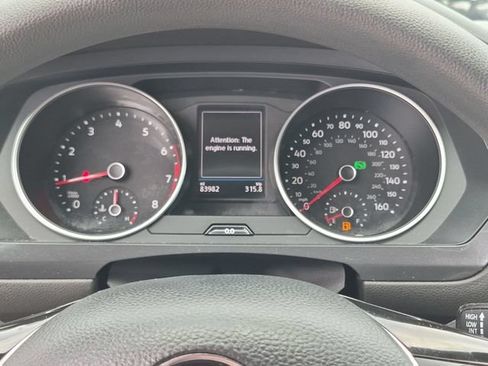 Used 2021 Volkswagen Tiguan S FWD image 13