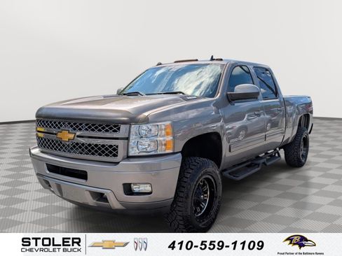 Used 2013 Chevrolet Silverado 2500 LT w/ Z71 Appearance Package AWD/4WD image 1