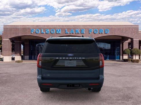 New 2026 Ford Expedition Active AWD/4WD image 5