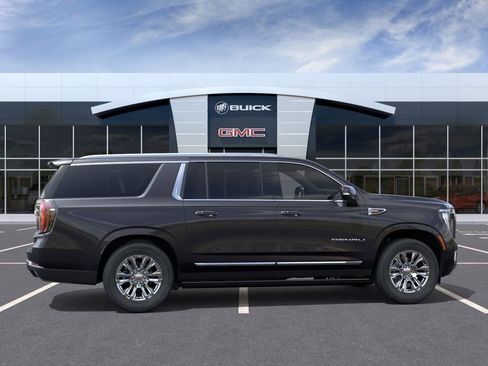 New 2026 GMC Yukon XL Denali w/ Sun & Power Step Package image 5