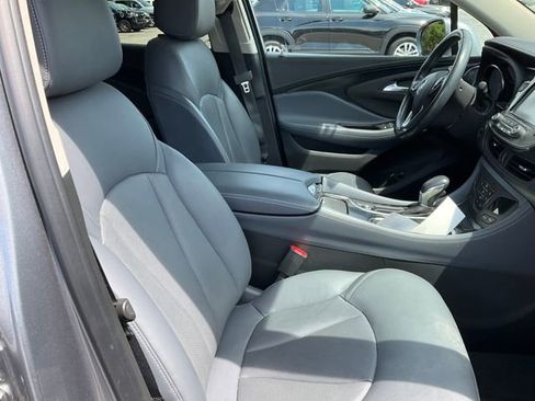 Used 2019 Buick Envision Essence w/ LPO, Cargo Package FWD image 10
