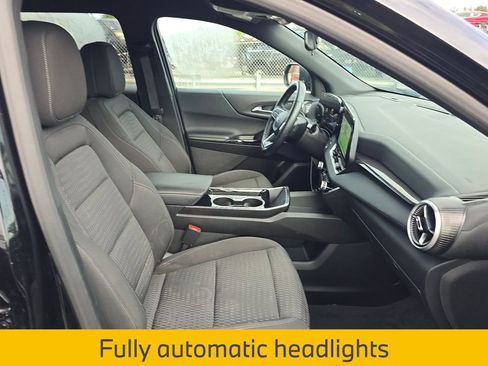 Used 2025 Chevrolet Equinox LT FWD image 17
