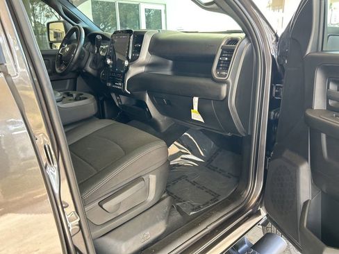 Used 2025 RAM 3500 Tradesman image 27