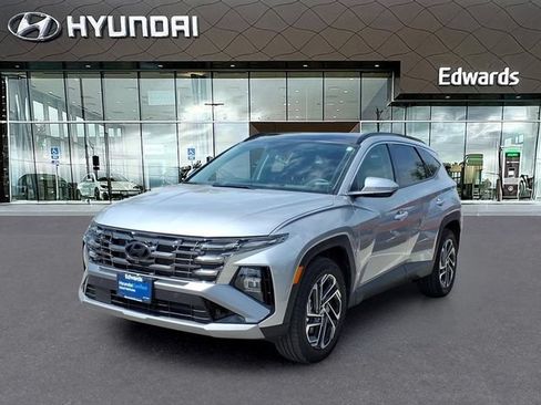 Certified 2025 Hyundai Tucson Limited AWD/4WD image 1
