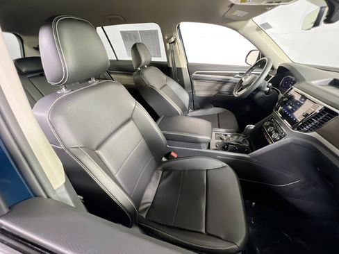Used 2023 Volkswagen Atlas SE image 27
