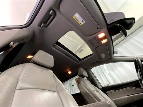 Used 2023 Honda Odyssey EX-L image 23