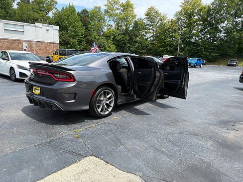 Used 2023 Dodge Charger GT RWD image 5