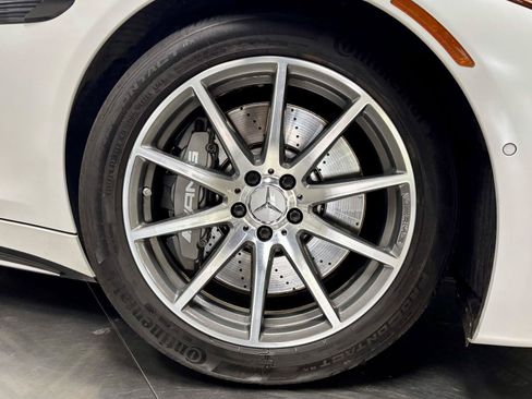 Used 2023 Mercedes-Benz SL 43 AMG w/ Driver Assistance Package image 15