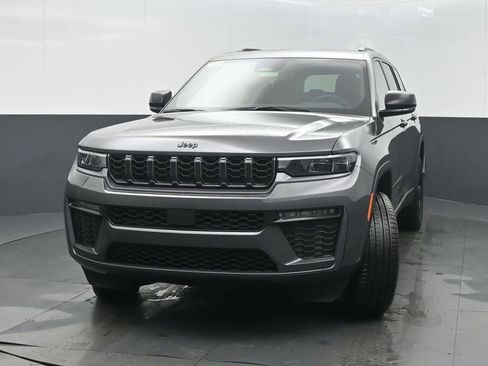 New 2026 Jeep Grand Cherokee L Limited image 3
