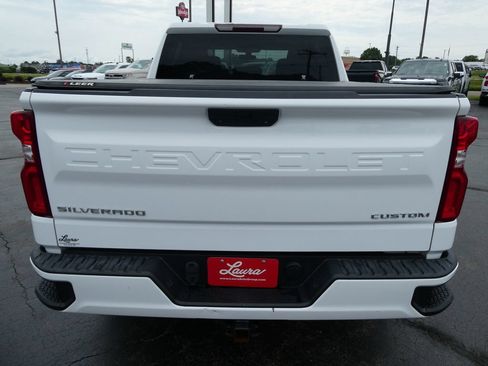 Certified 2020 Chevrolet Silverado 1500 Custom w/ Custom Value Package AWD/4WD image 6