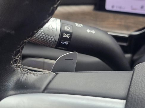 Used 2025 Genesis GV80 2.5T Advanced image 12