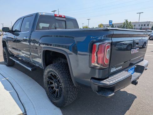 Used 2017 GMC Sierra 1500 Denali AWD/4WD image 30