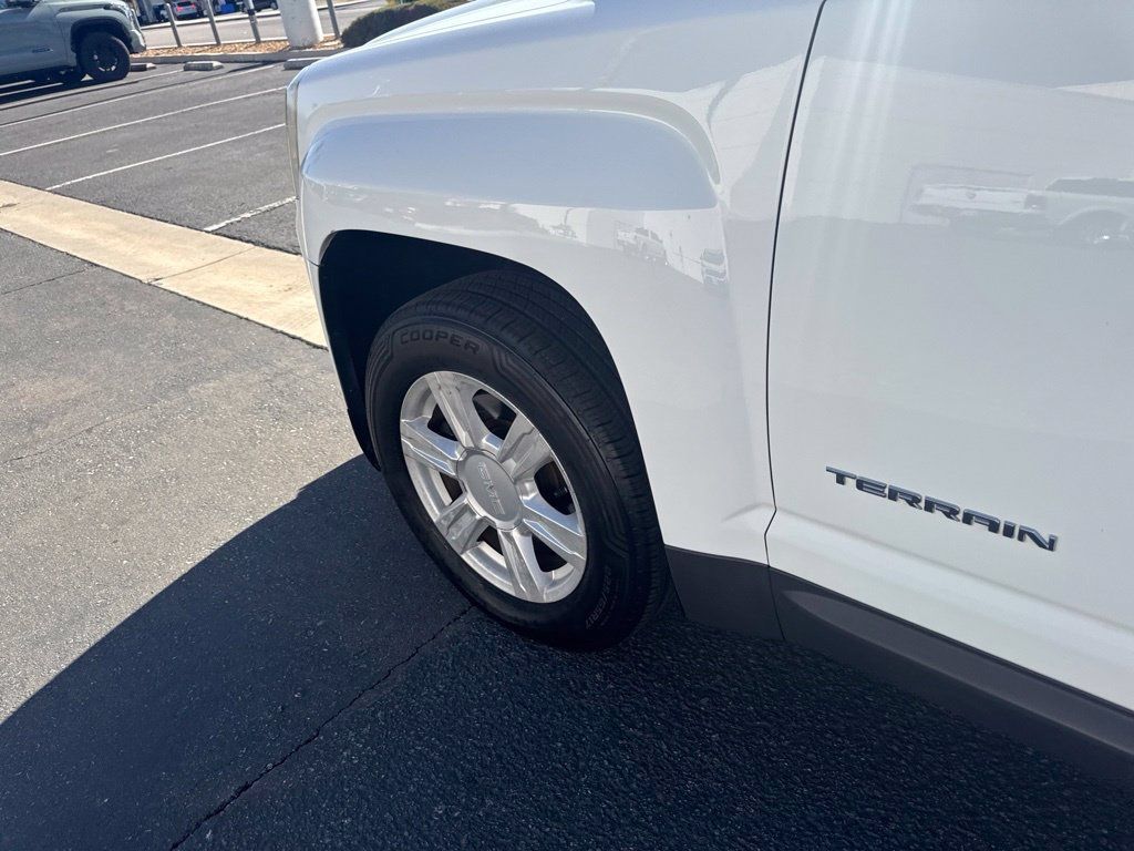 Used 2015 GMC Terrain SLE FWD image 11