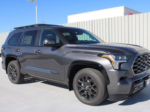 New 2026 Toyota Sequoia Platinum image 2