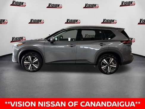 Certified 2026 Nissan Rogue SL AWD/4WD image 9