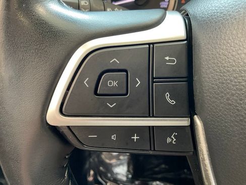 Used 2023 Toyota Highlander XSE AWD/4WD image 11