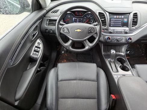 Used 2020 Chevrolet Impala LT w/ LT Convenience Package image 11