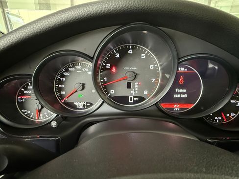 Used 2016 Porsche Panamera image 21
