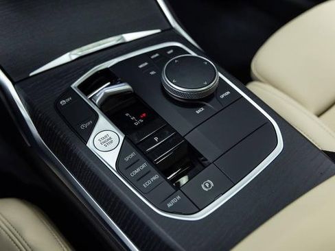 New 2026 BMW 330i xDrive Sedan w/ Premium Package image 21