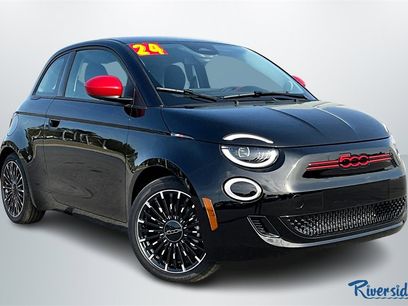 New 2024 FIAT 500 e (RED)
